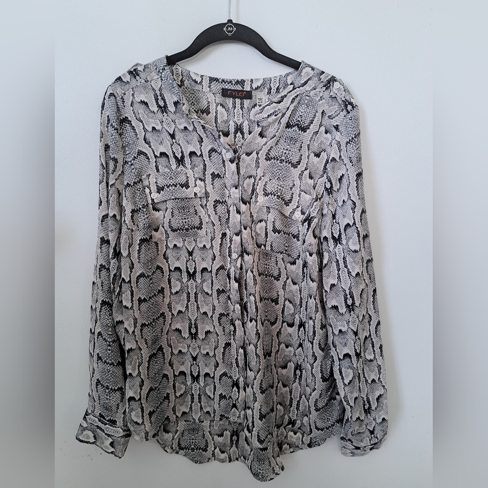Black and Cream snake skin bloose